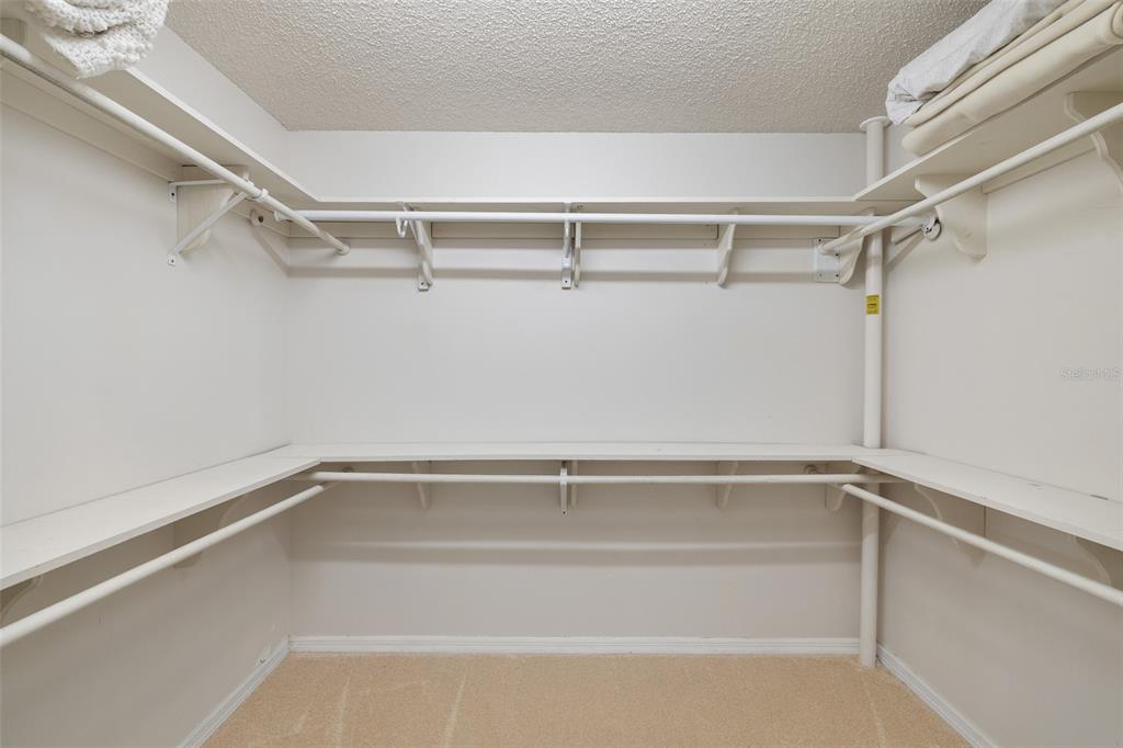 4906 Willow Ridge Terrace Valrico, FL 33596 - Photo 29 of 65 Gallery Image 29