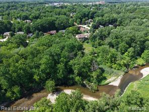 986 River Bend Drive Rochester Hills, MI 48307 - Photo 3 of 28
