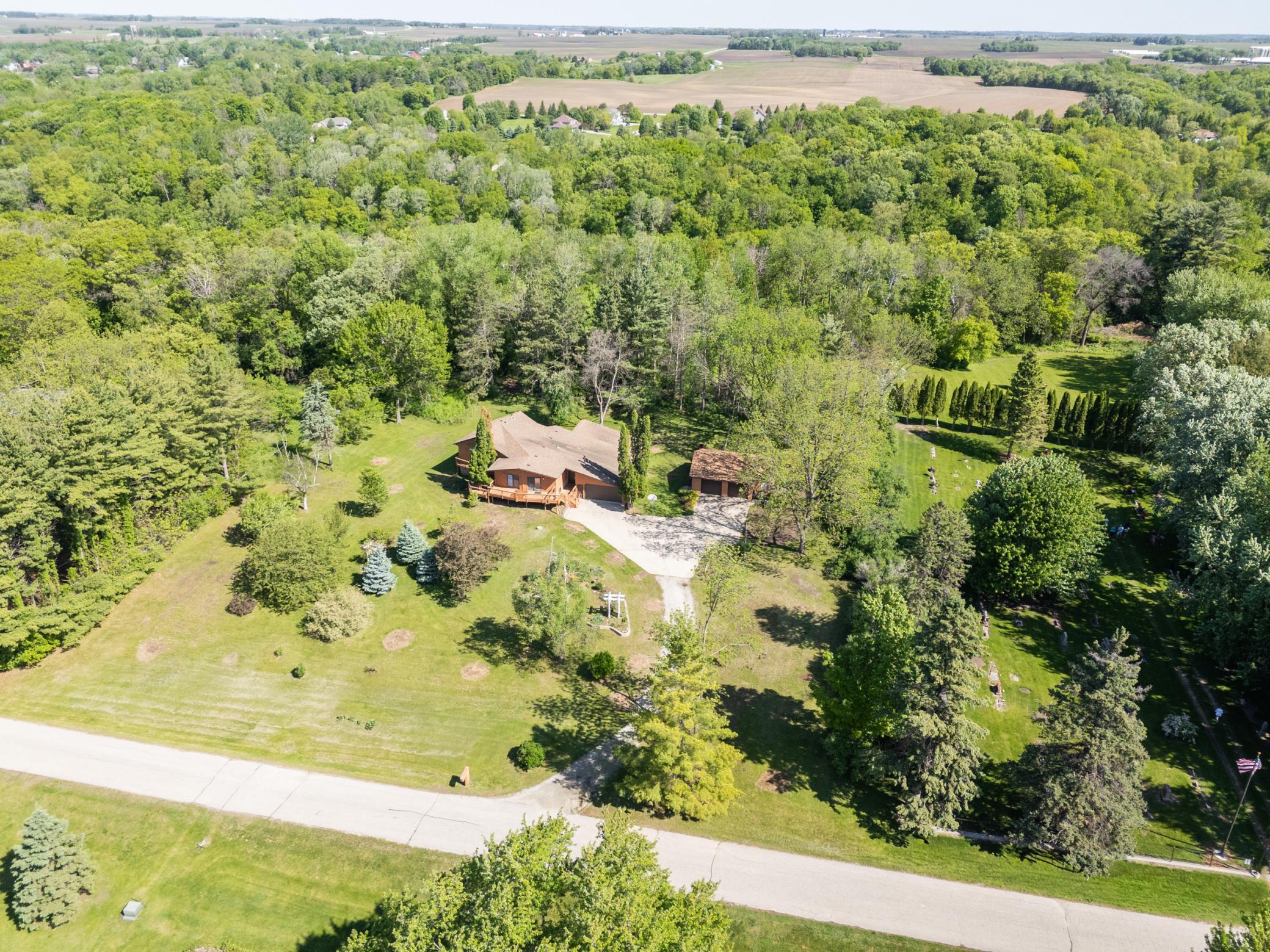 520 Cemetery Road Mantorville, MN 55955 - Photo 8 of 51