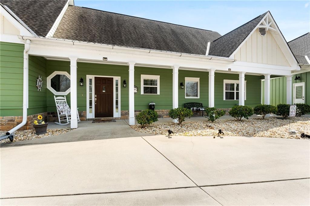 150 Crestview Road Jackson, GA 30233 - Photo 18 of 88