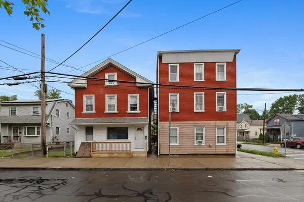 $975,000 | 83 James Street, New Haven, CT 06513