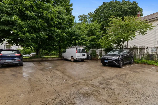 $975,000 | 83 James Street, New Haven, CT 06513