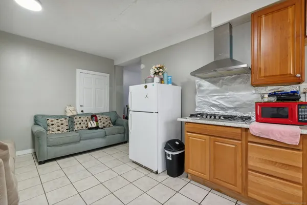 $975,000 | 83 James Street, New Haven, CT 06513