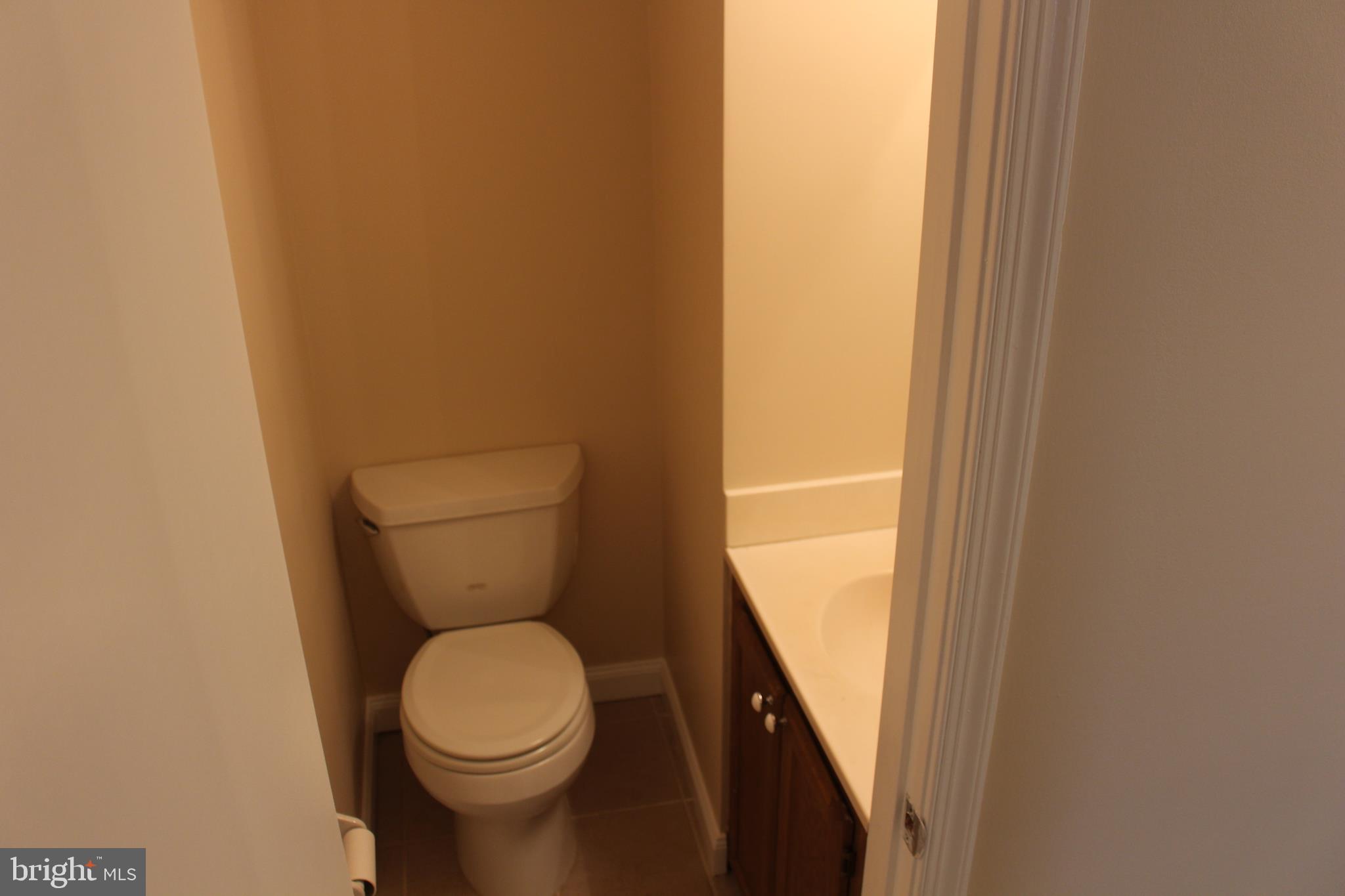 611 Suffield Drive Gaithersburg, MD 20878 - Photo 34 of 35