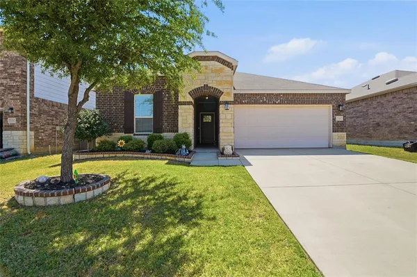 $325,000 | 2336 Old Pecos Trail, Fort Worth, TX 76131