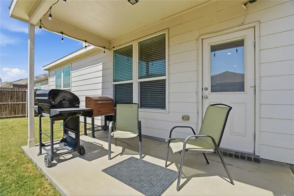 $325,000 | 2336 Old Pecos Trail, Fort Worth, TX 76131