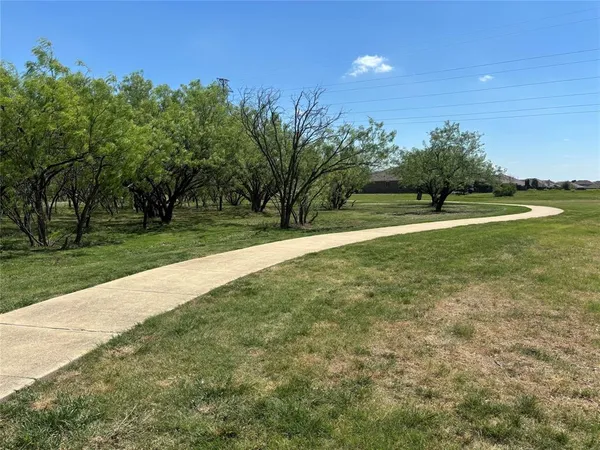 $325,000 | 2336 Old Pecos Trail, Fort Worth, TX 76131