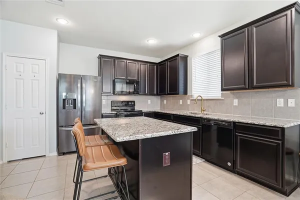 $325,000 | 2336 Old Pecos Trail, Fort Worth, TX 76131