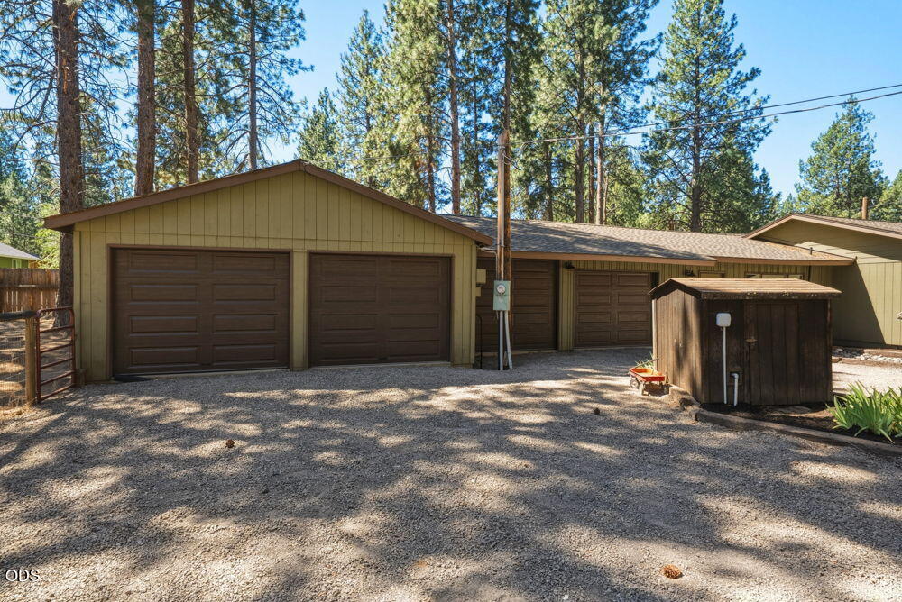 60282 Cree Circle Bend, OR 97702 - Photo 12 of 102