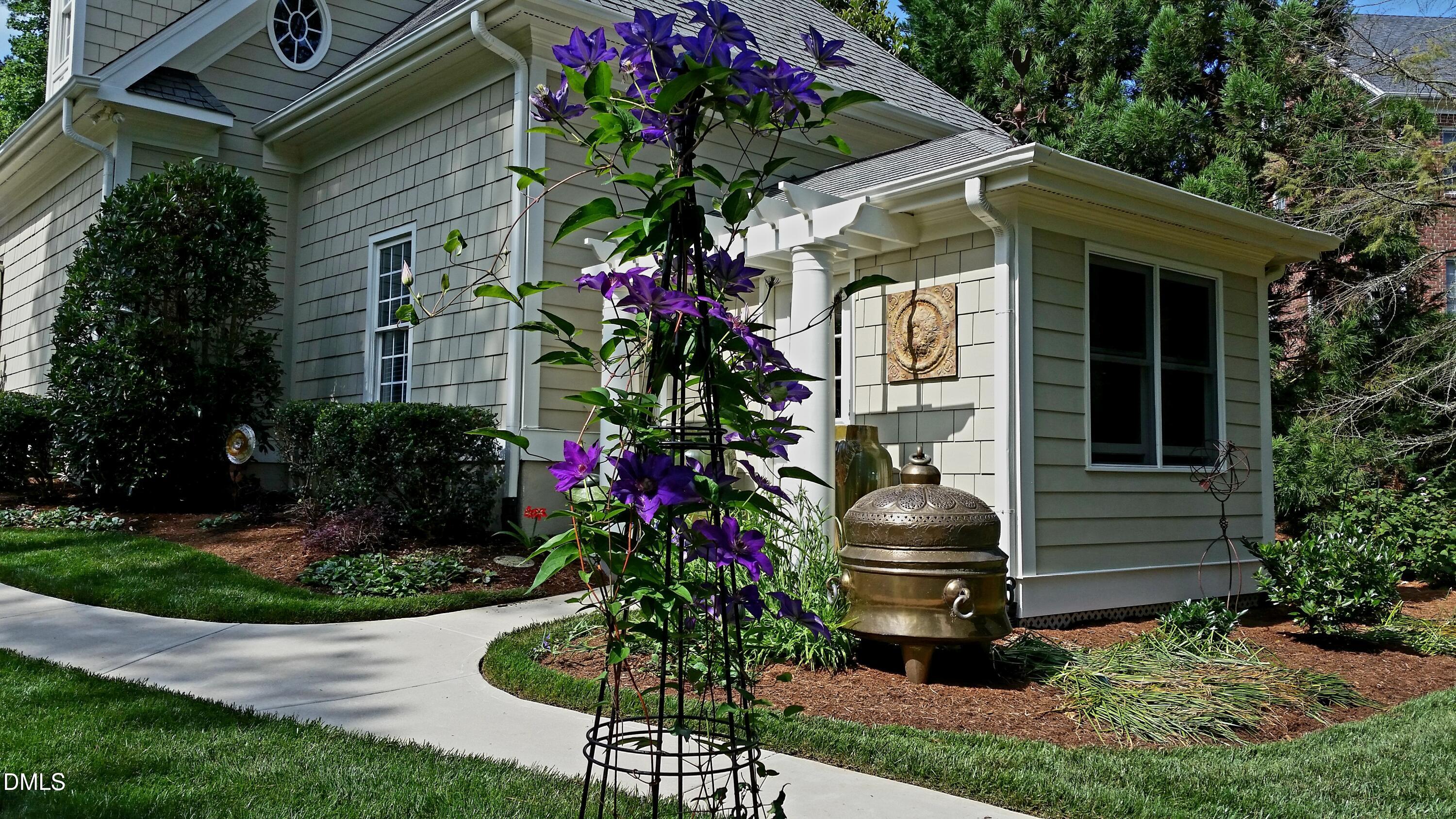 303 Pond Bluff Way Cary, NC 27513 - Photo 71 of 106 20150529_102155