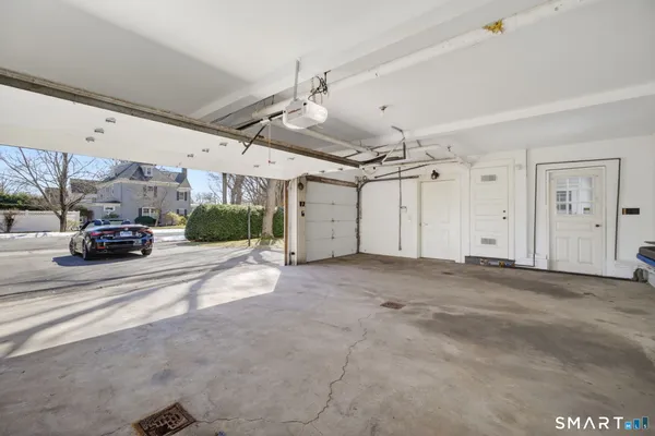 $1,349,000 | 2095 Chapel Street, New Haven, CT 06515