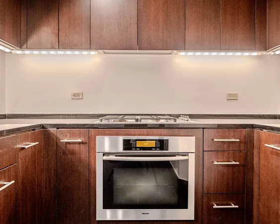 $620,000 | 40 Broad Street, Unit 21C | Financial District