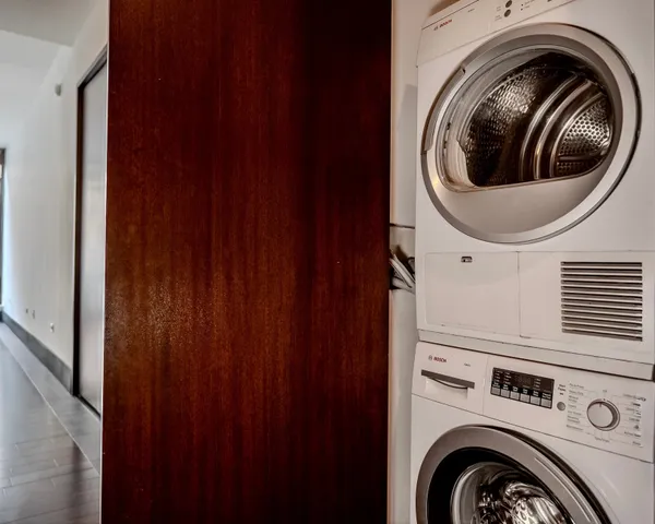 $620,000 | 40 Broad Street, Unit 21C | Financial District