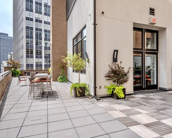 $620,000 | 40 Broad Street, Unit 21C | Financial District