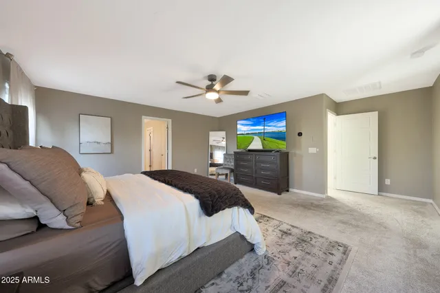 a view of washer and dryer in a utility room