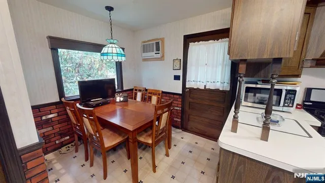 $589,000 | 149 Brookside Avenue, River Vale, NJ 07675