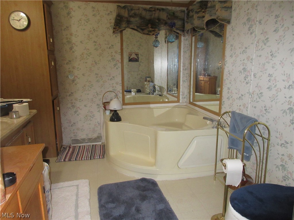 6796 Pymatuning Lake Road Andover, OH 44003 - Photo 14 of 15