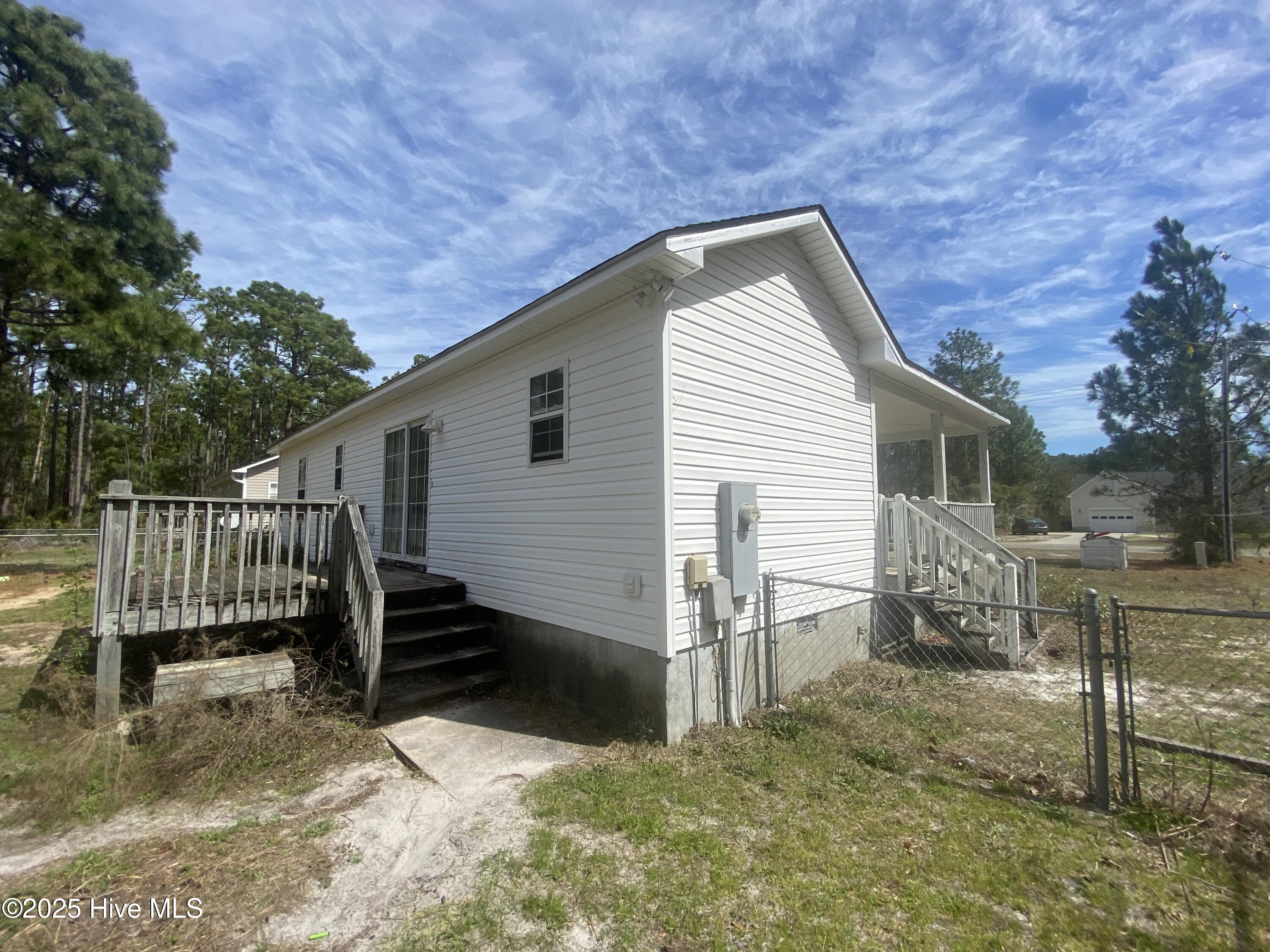 1189 East Boiling Spring Road Southport, NC 28461 - Photo 5 of 22 IMG_3887