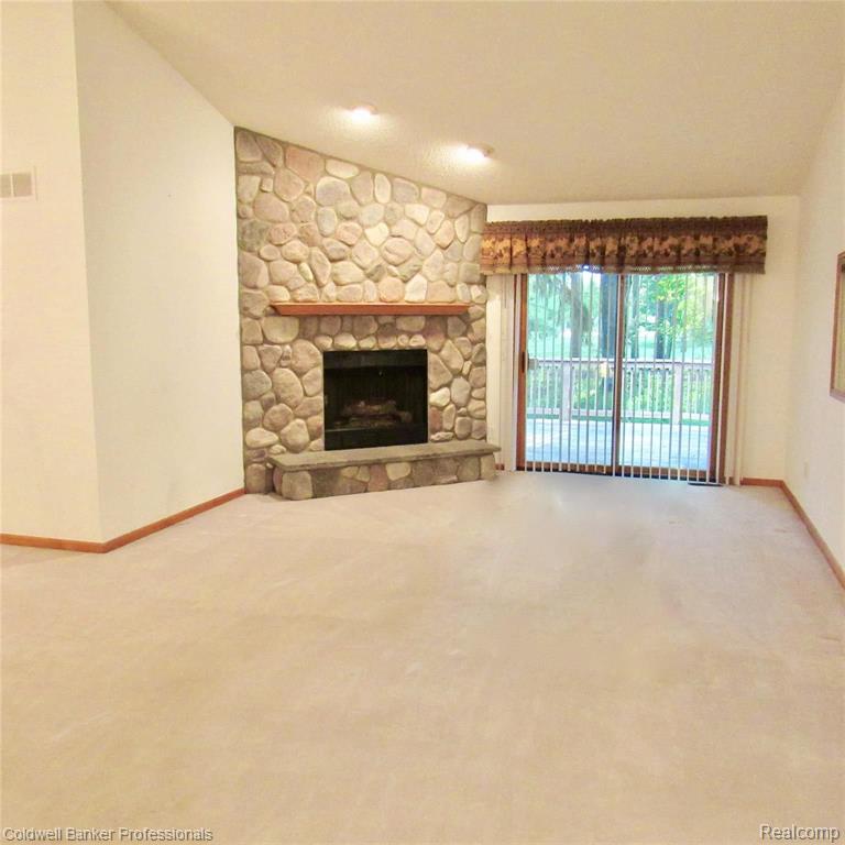 22320 River Ridge Trail Farmington Hills, MI 48335 - Photo 13 of 42