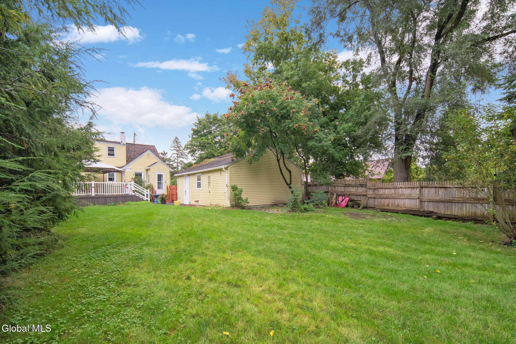 125 Fort Hunter Road Guilderland, NY 12303 - Photo 33 of 39 40-125FortHunterRd_036