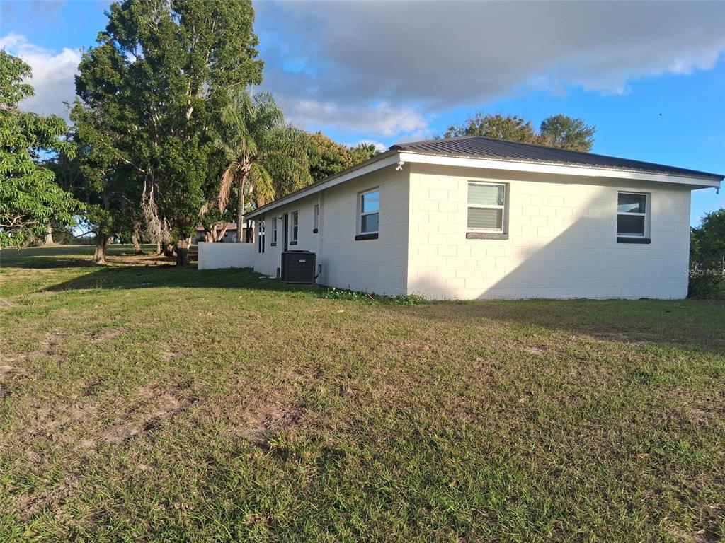 76 Garrison Lane Frostproof, FL 33843 - Photo 16 of 20