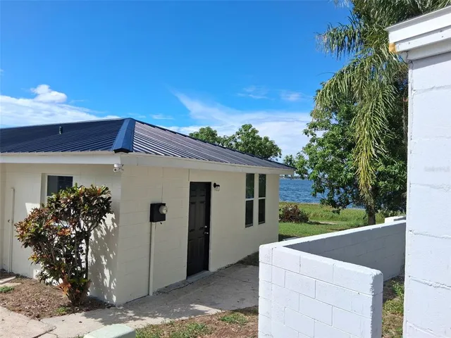 $2,200 | 76 Garrison Lane, Frostproof, FL 33843