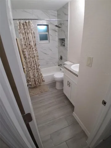 $2,200 | 76 Garrison Lane, Frostproof, FL 33843