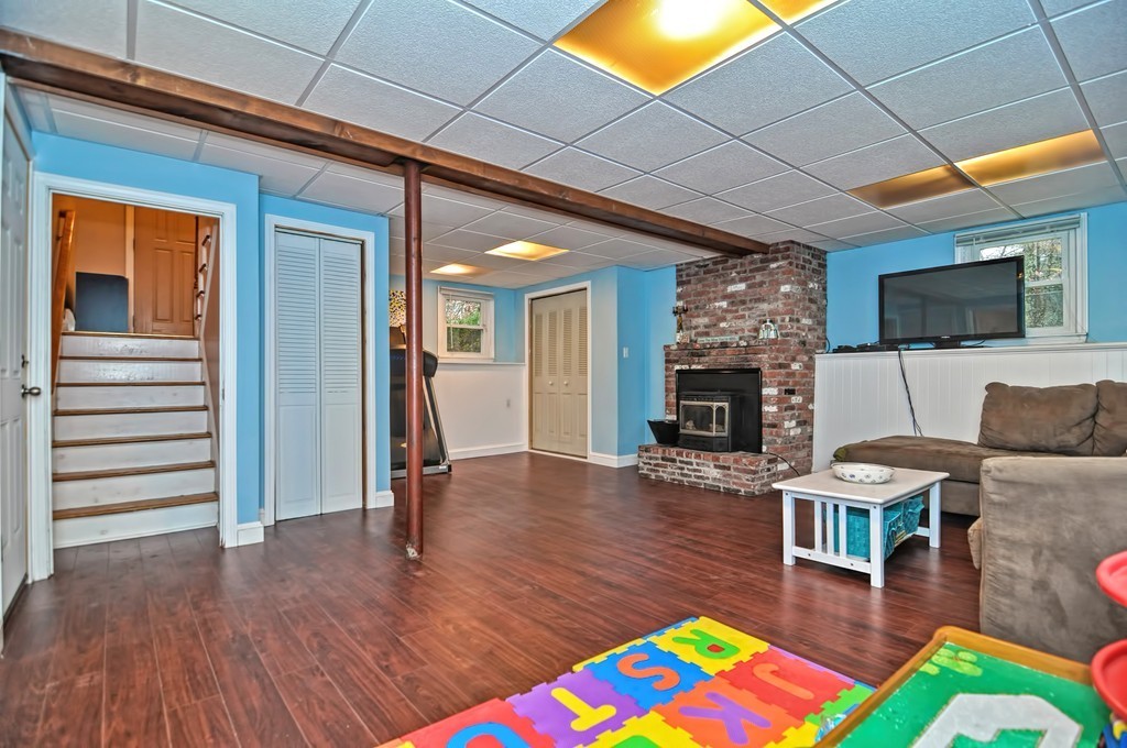 65 Searle Street Georgetown, MA 01833 - Photo 17 of 25 Gallery Image 17
