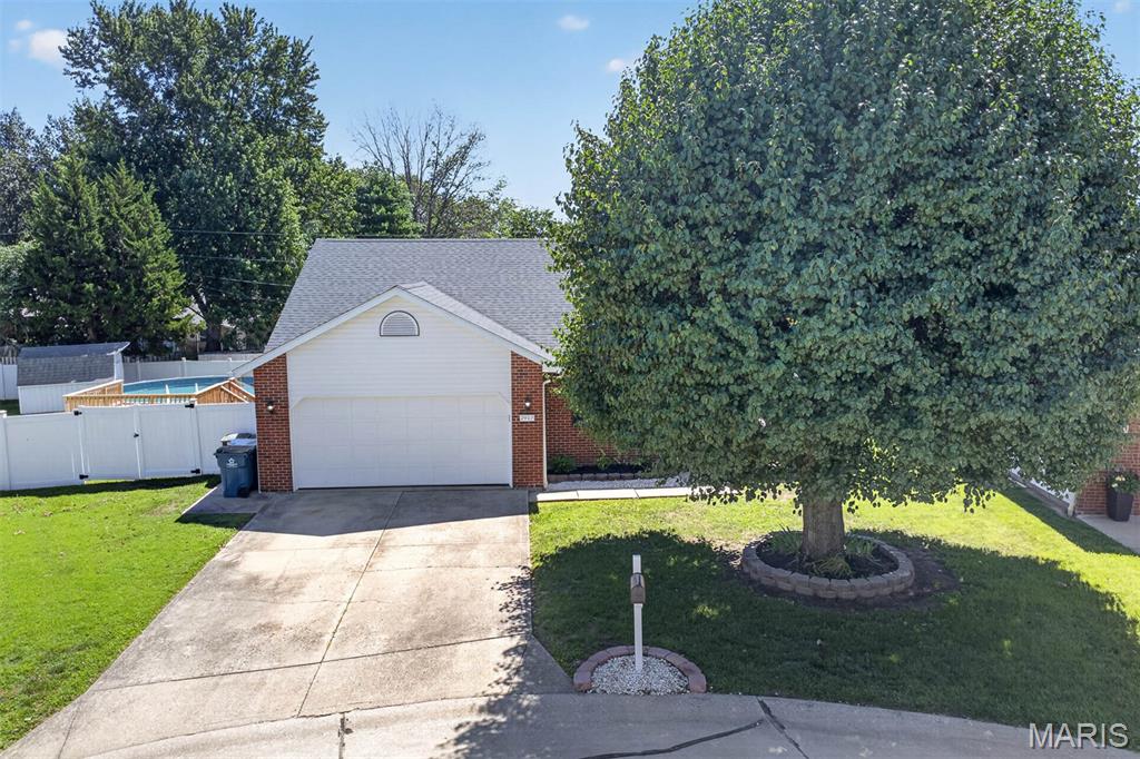 2917 Periwinkle Court Highland, IL 62249 - Photo 35 of 47