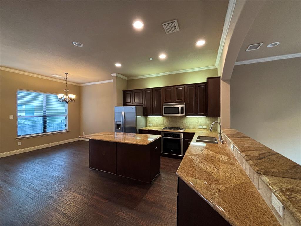 5748 Robbie Road Plano, TX 75024 - Photo 26 of 32