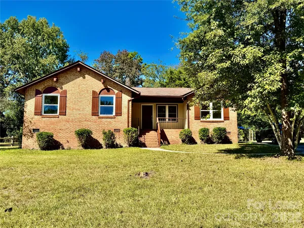 $2,300 | 3517 Cross Winds Road, Charlotte, NC 28227