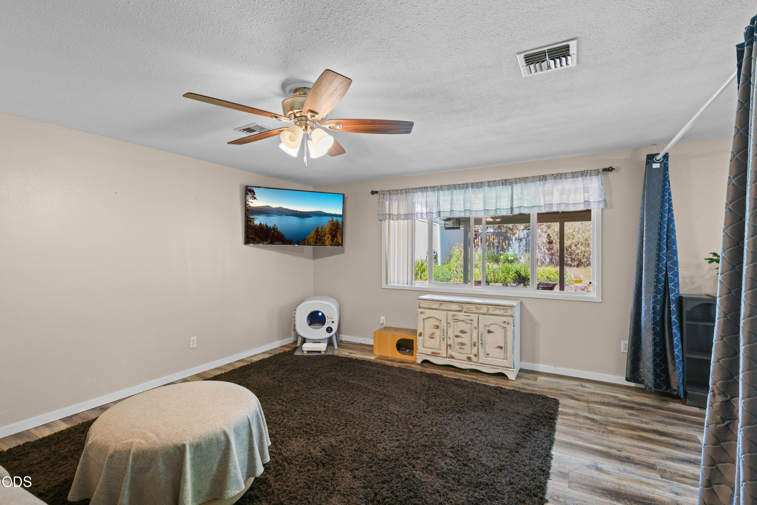 619 Kings Court Central Point, OR 97502 - Photo 11 of 28