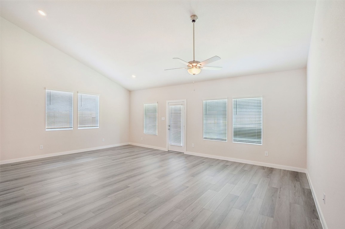 1567 King Rnch Road Conroe, TX 77301 - Photo 17 of 45