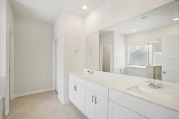 $2,950 | 1567 King Rnch Road, Conroe, TX 77301