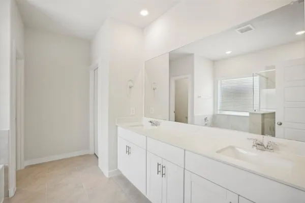 $2,950 | 1567 King Rnch Road, Conroe, TX 77301