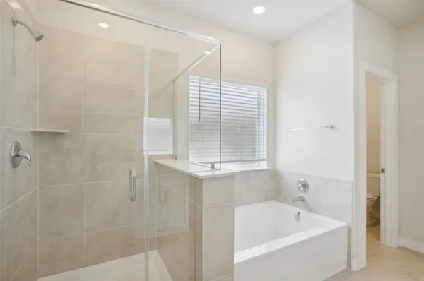 $2,950 | 1567 King Rnch Road, Conroe, TX 77301