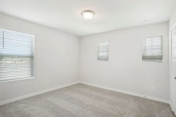 $2,950 | 1567 King Rnch Road, Conroe, TX 77301