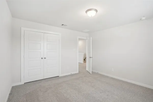 $2,950 | 1567 King Rnch Road, Conroe, TX 77301