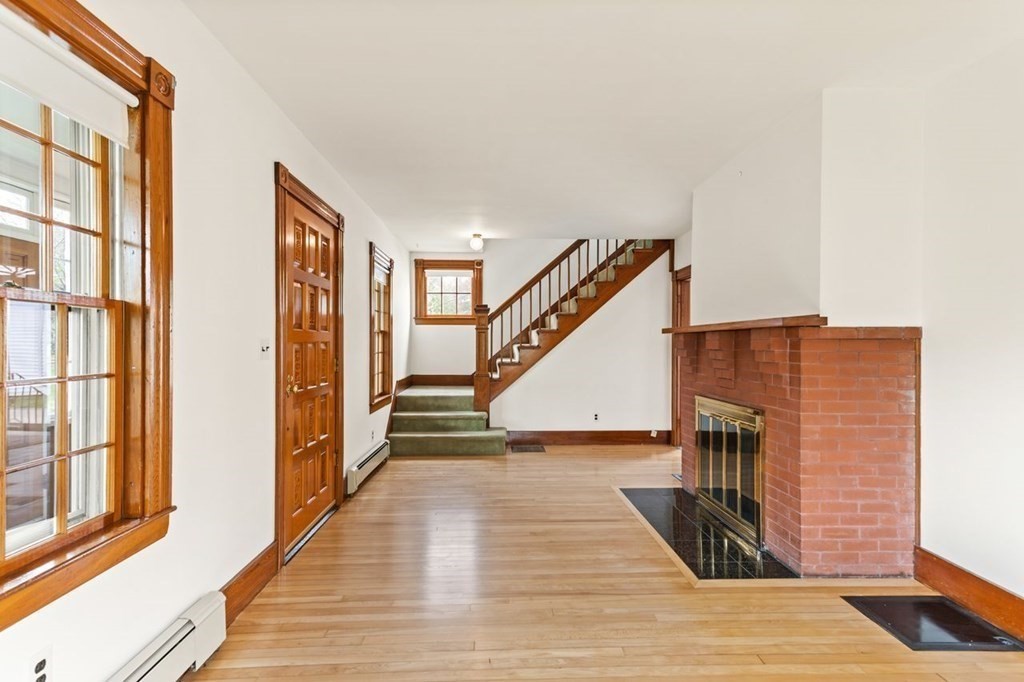 147 Chapin Road Hudson, MA 01749 - Photo 5 of 41 Gallery Image 5