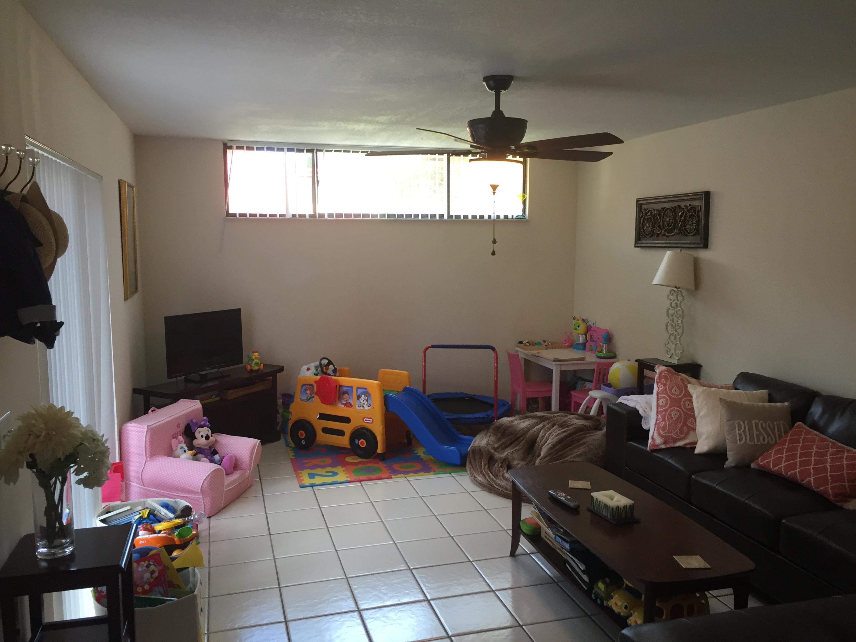 8188 Thames Boulevard, Unit B Boca Raton, FL 33433 - Photo 6 of 15 IMG_0249 (1)