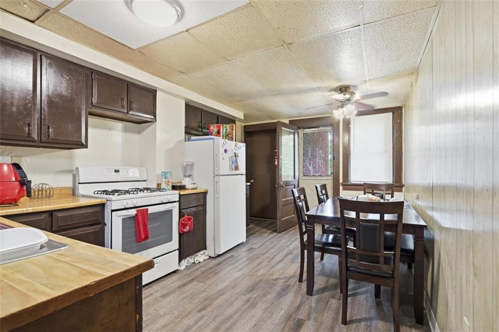 19 Singer Avenue McKees Rocks, PA 15136 - Photo 45 of 48