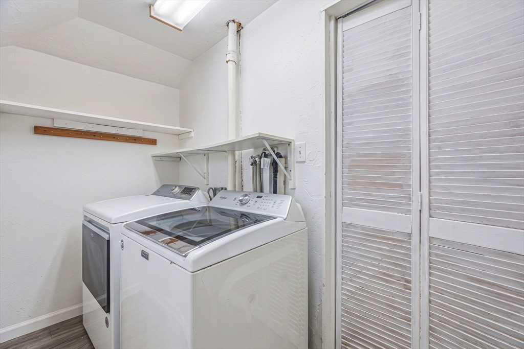 20 Bell Street Quincy, MA 02169 - Photo 15 of 40