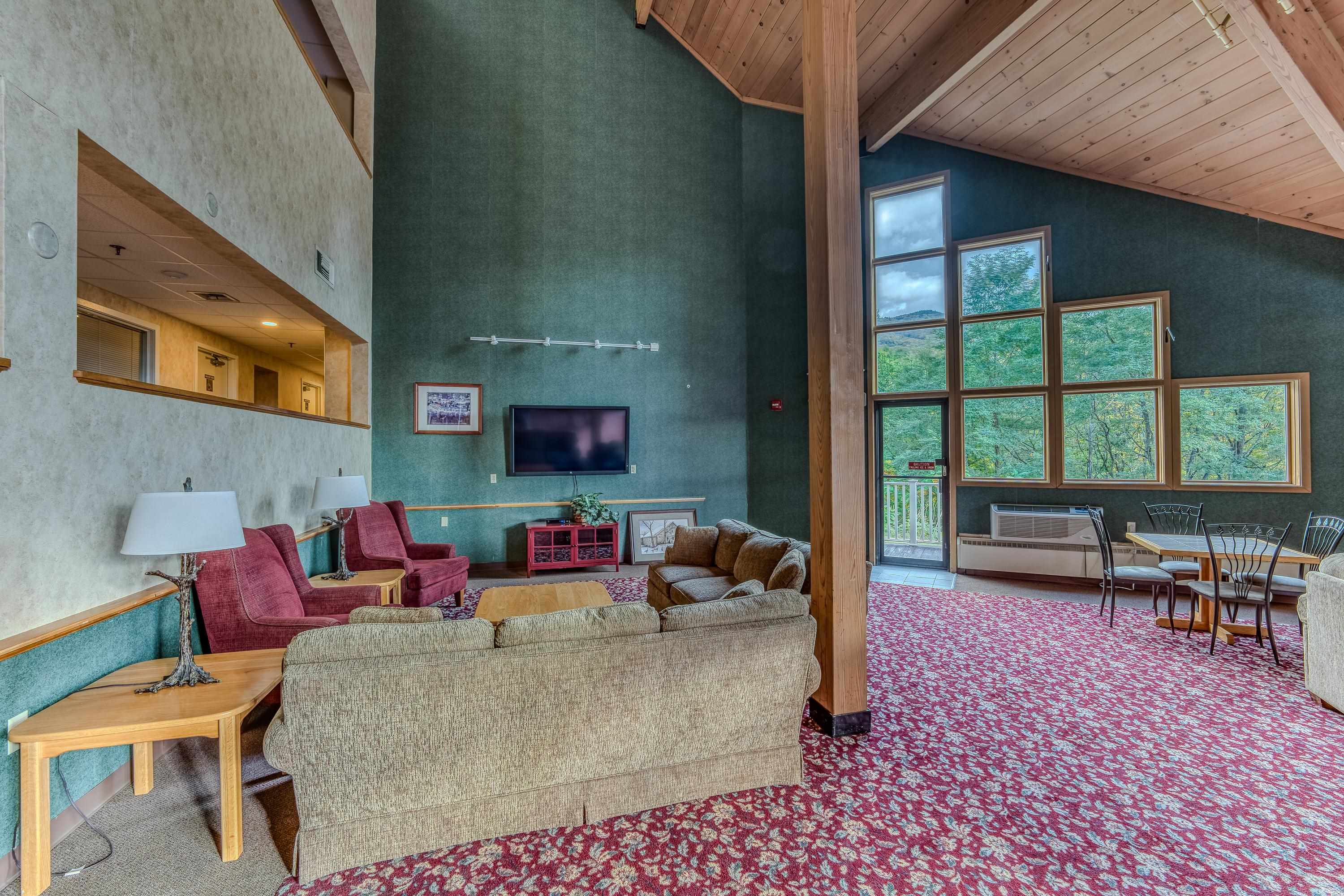 36 Lodge Road, Unit C306 Lincoln, NH 03251 - Photo 15 of 47 Gallery Image 15