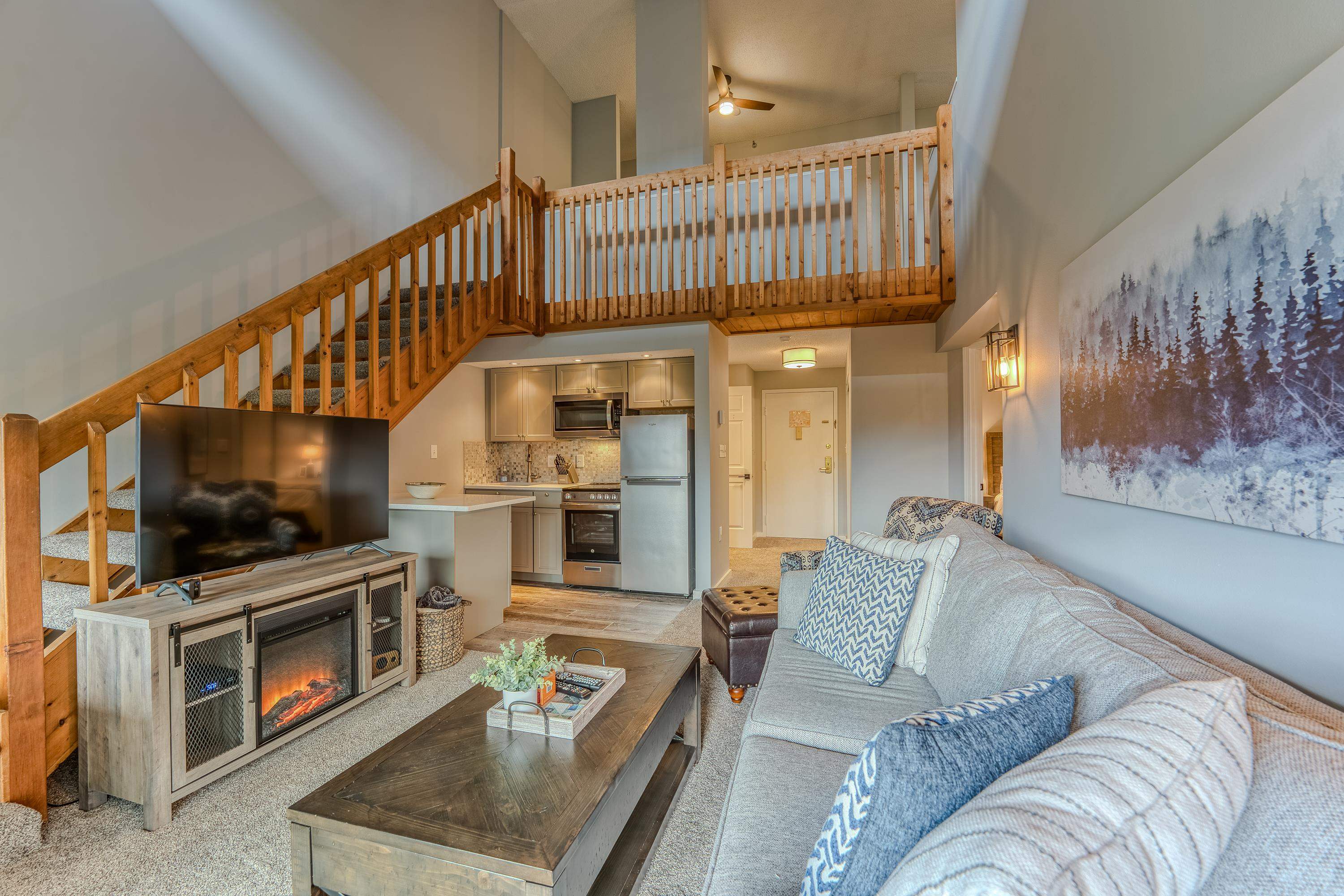 36 Lodge Road, Unit C306 Lincoln, NH 03251 - Photo 2 of 47 Gallery Image 2