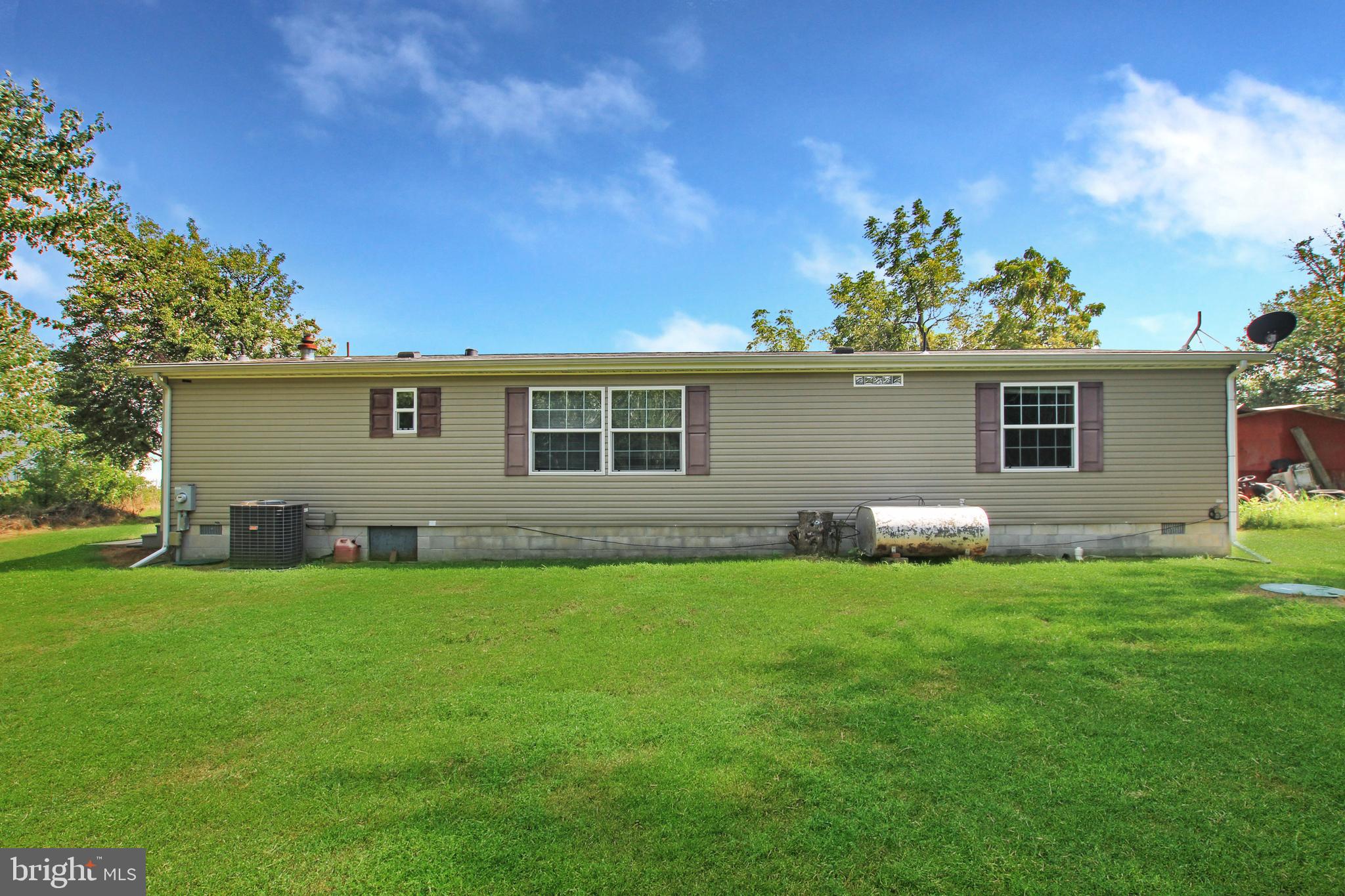 372 Vernon Road Harrington, DE 19952 - Photo 2 of 19 Back of House
