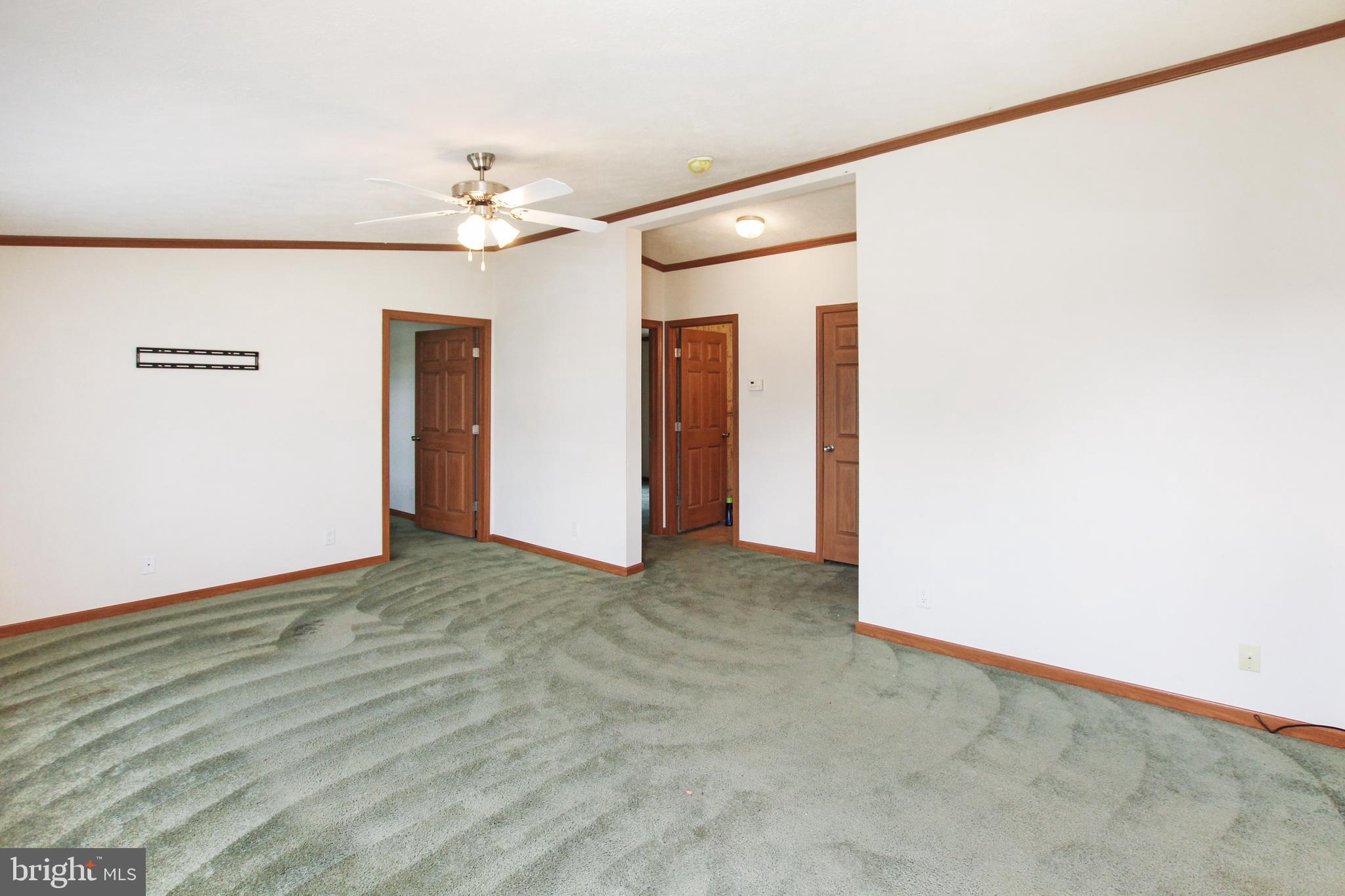 372 Vernon Road Harrington, DE 19952 - Photo 4 of 19 Living Space