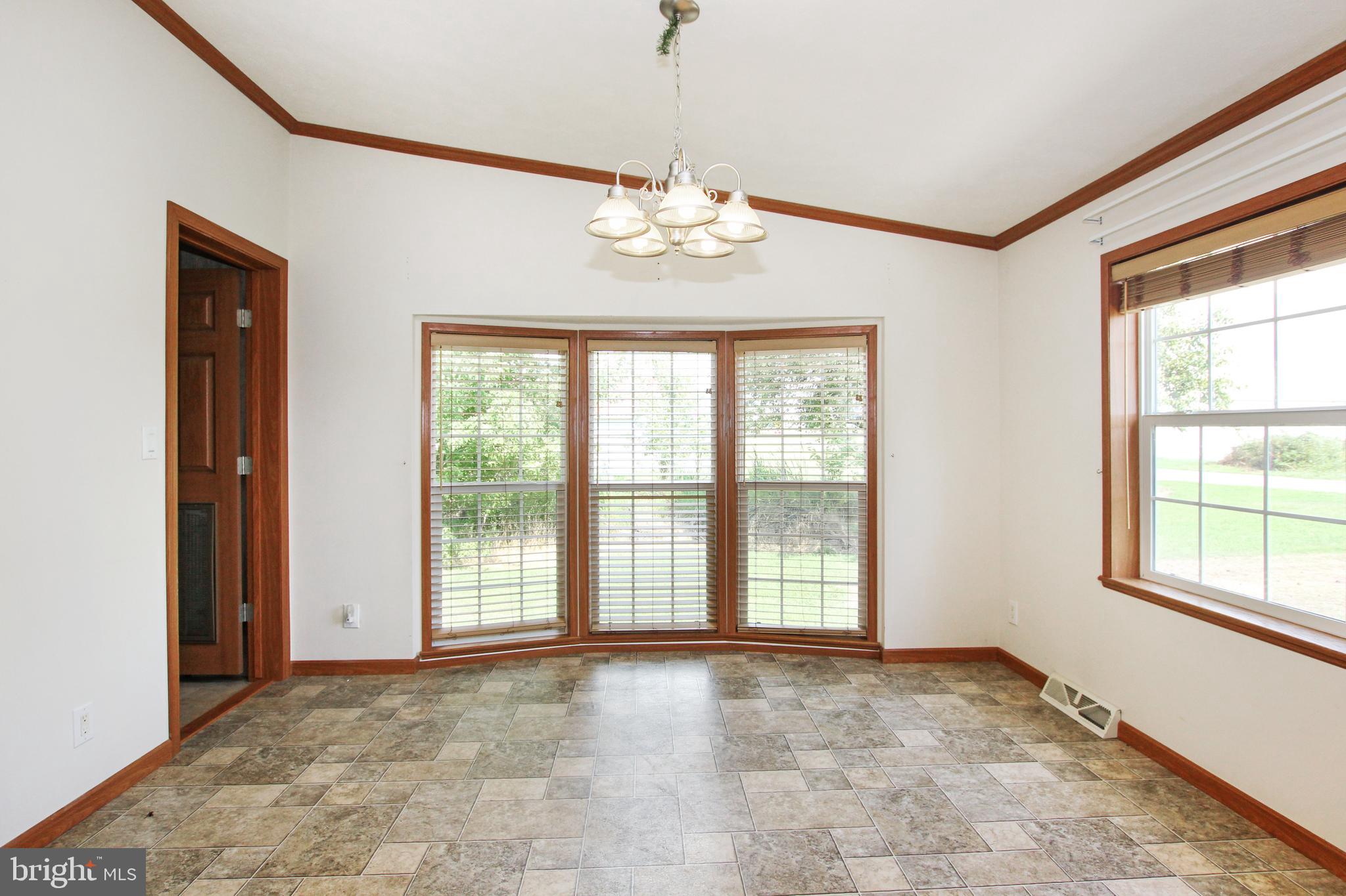 372 Vernon Road Harrington, DE 19952 - Photo 7 of 19 Dining Area
