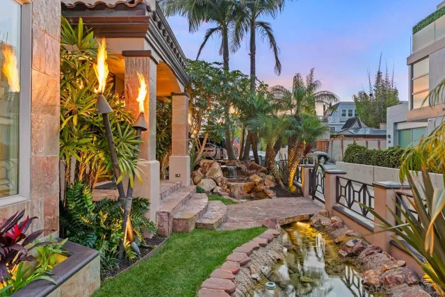$9,595,000 | 2741 Bayside Walk, San Diego, CA 92109