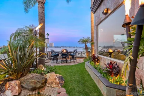 $9,595,000 | 2741 Bayside Walk, San Diego, CA 92109