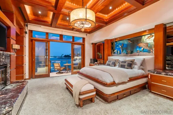 $8,649,000 | 2741 Bayside Walk, San Diego, CA 92109